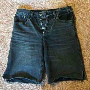 Abercrombie high rise 9” black shorts size 0